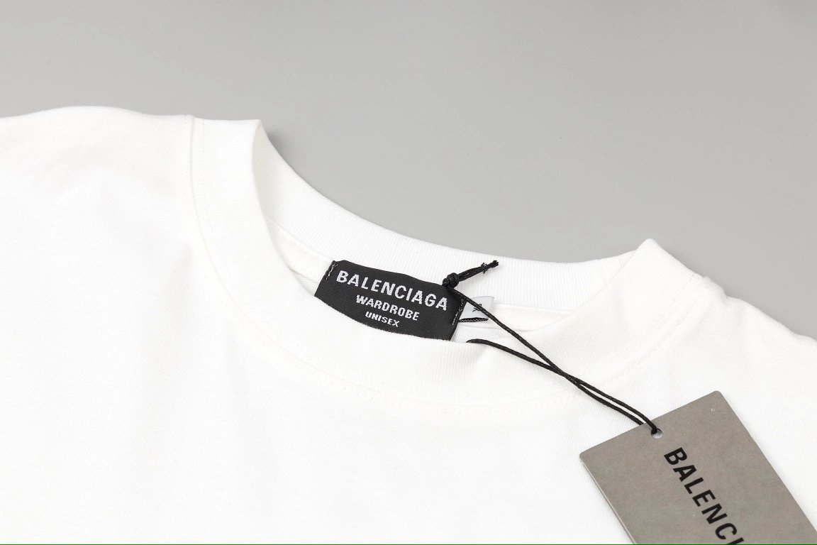 Balenciaga FRAGMENT DESIGN 23SS White Short Sleeve Tee with Chest Logo Print 7.4