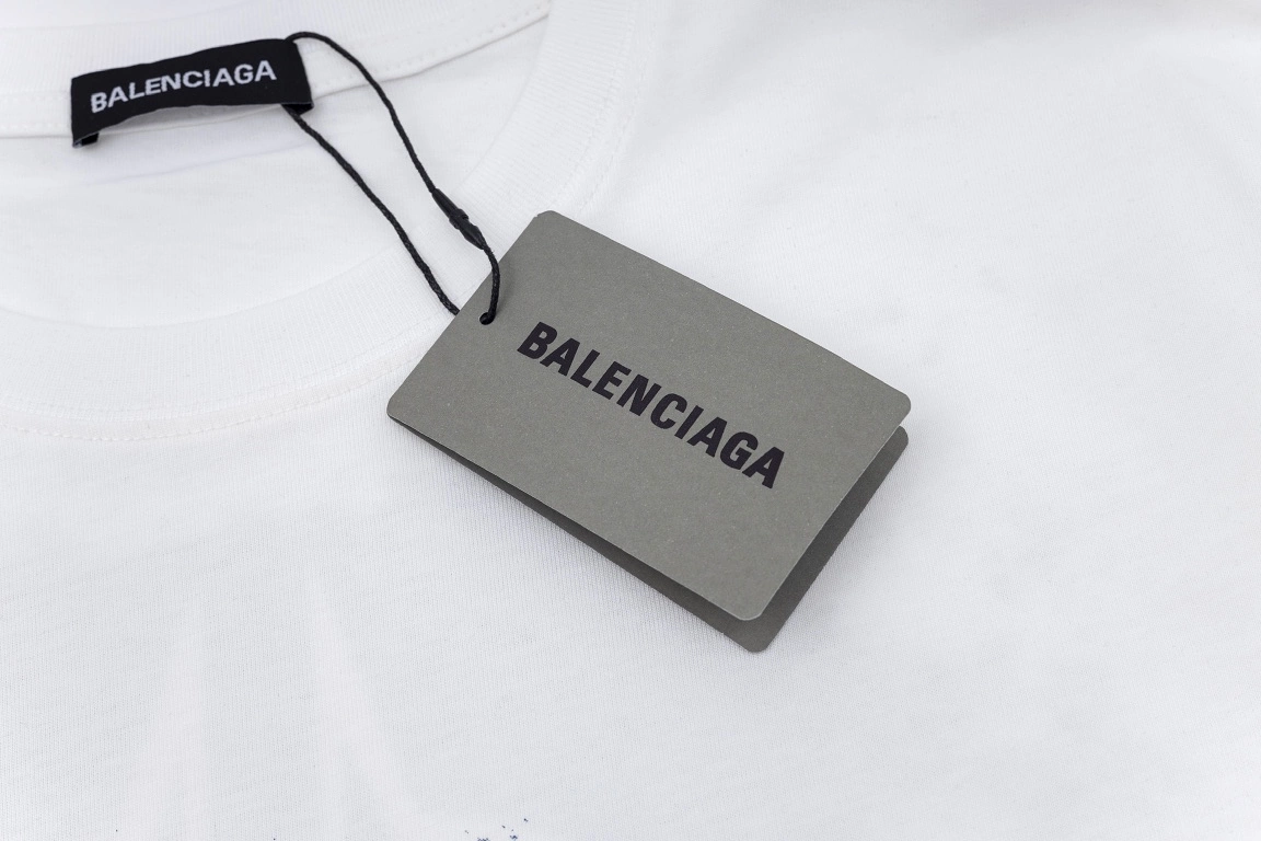 Balenciaga spray-painted logo tee white 12.19