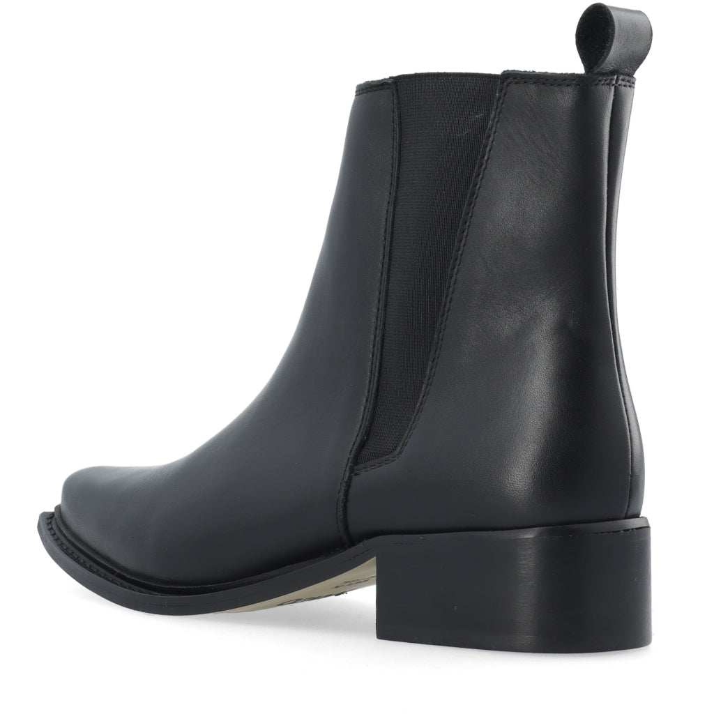 Bianco Chelsea Boots