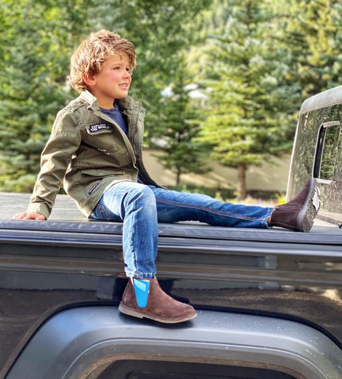 Brown Suede Chelsea Boots with Blue Elastic