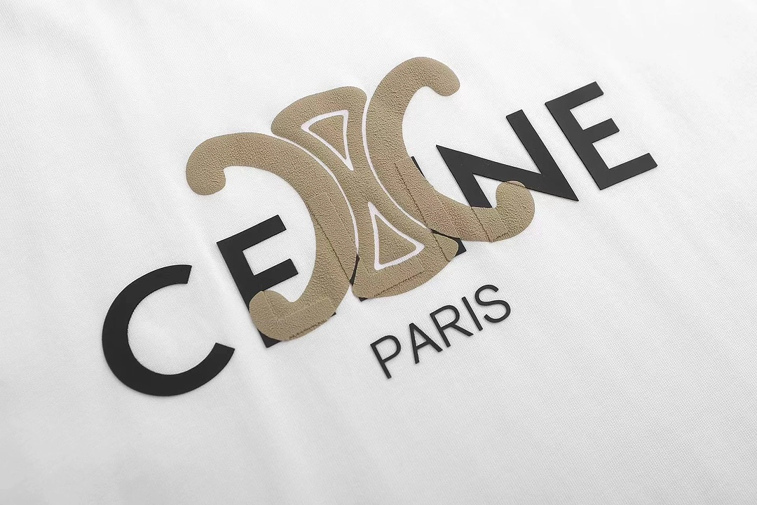 Celine 24SS white short-sleeved T-shirt with new embroidered logo - 1.10.