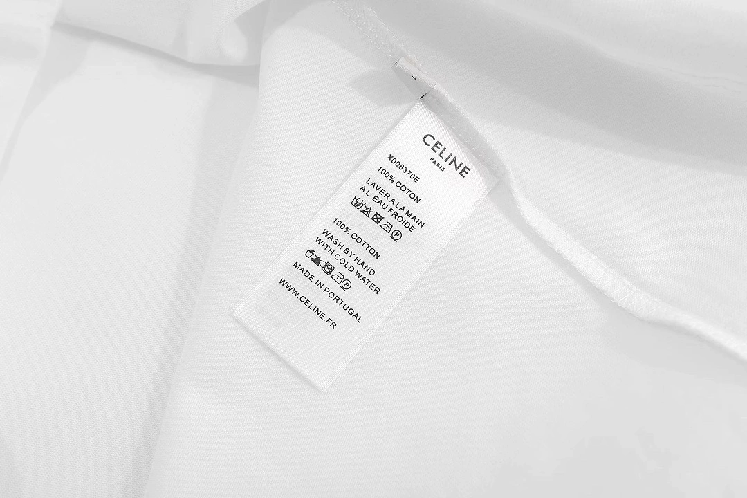 Celine 24SS white short-sleeved T-shirt with new embroidered logo - 1.10.