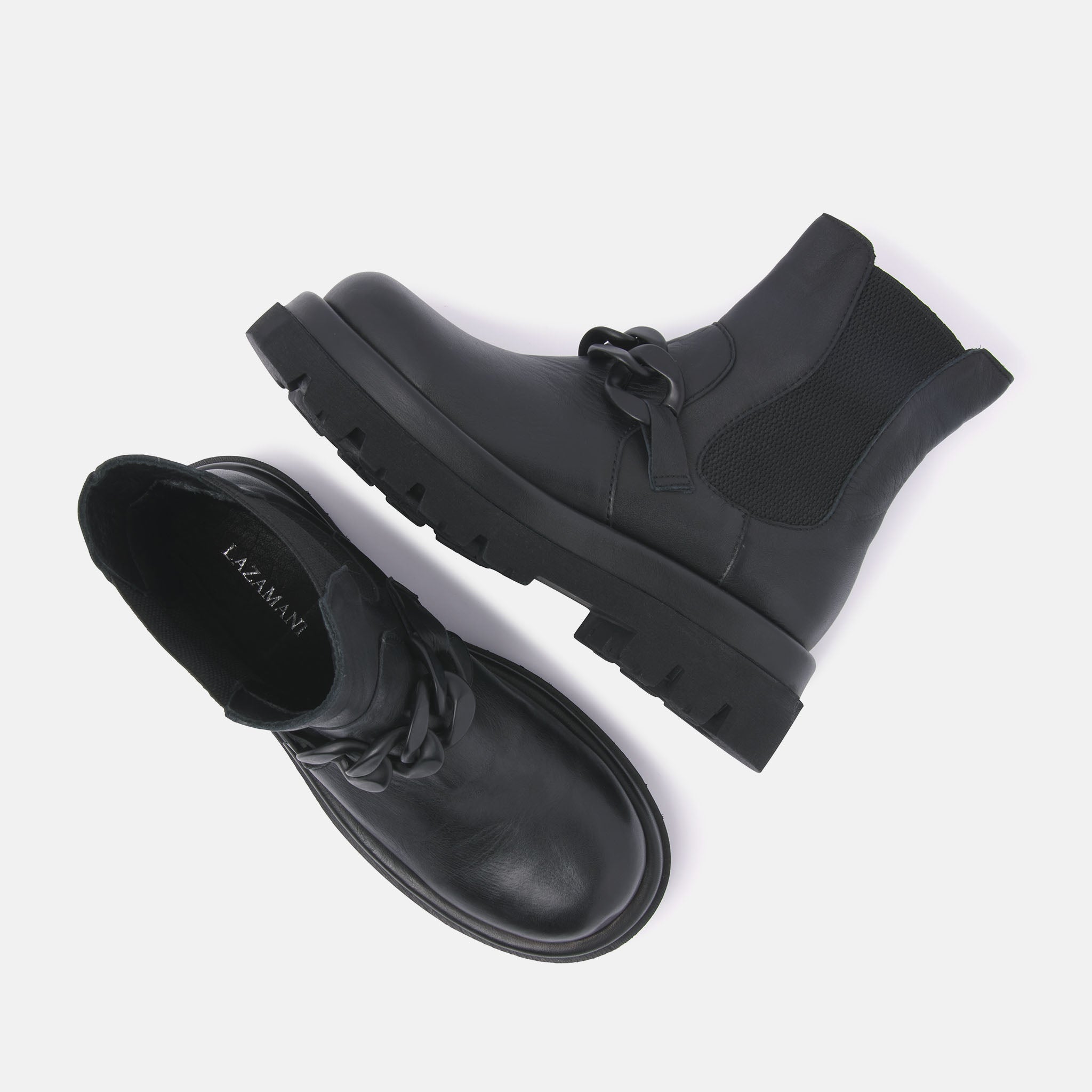 Chelsea boots black