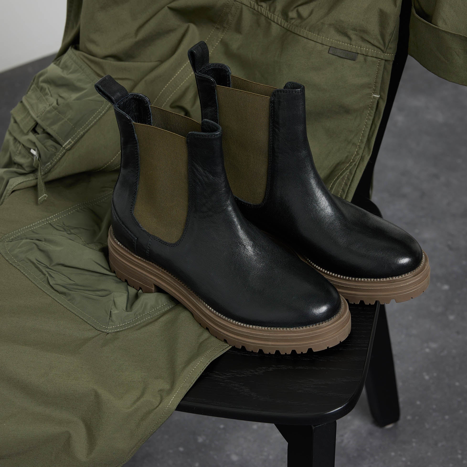 Chelsea Boots Khaki-Black