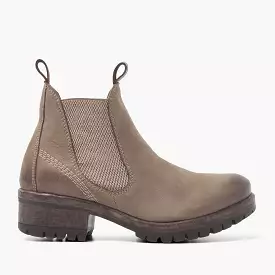 Chelsea boots taupe.