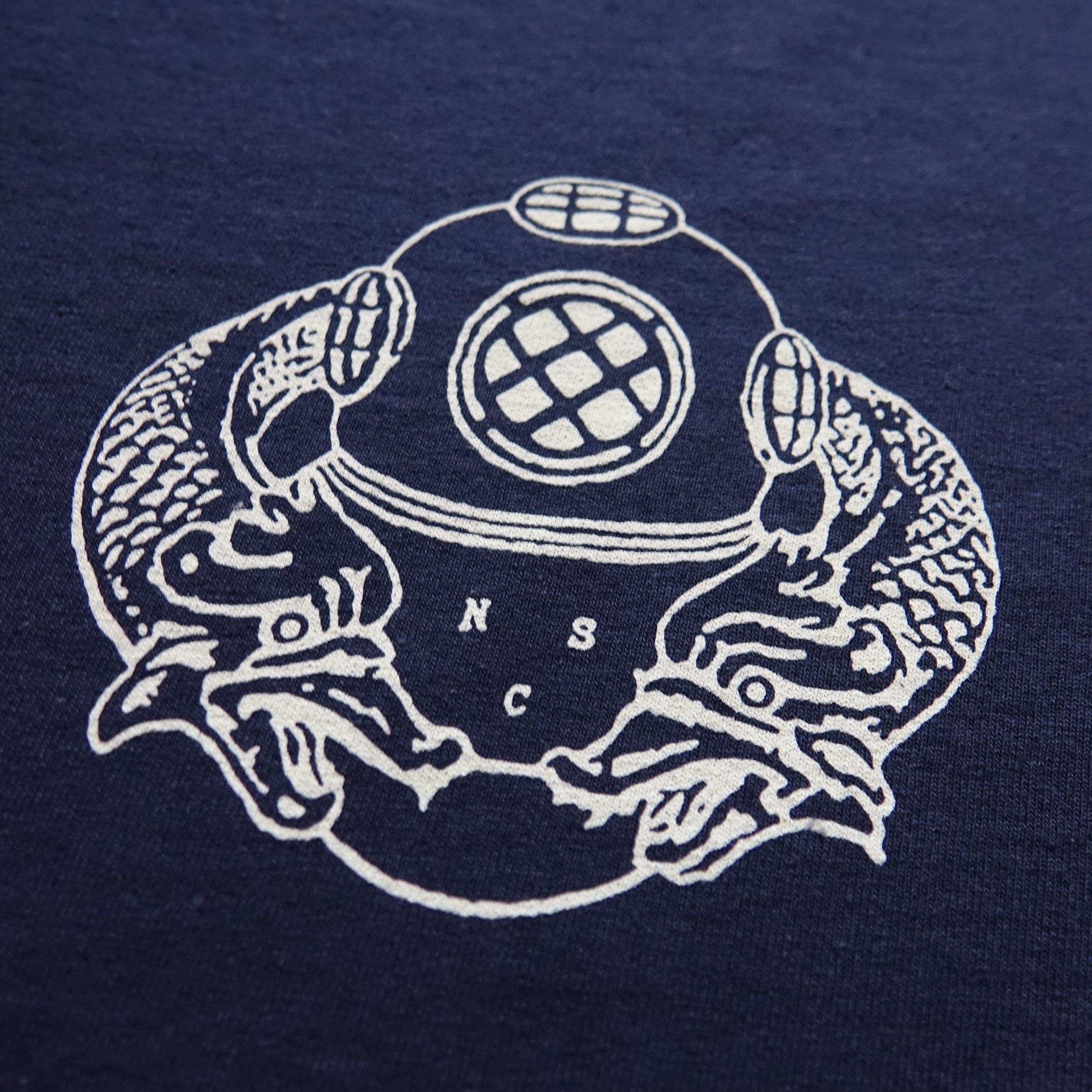 dark navy NSC logo t-shirt