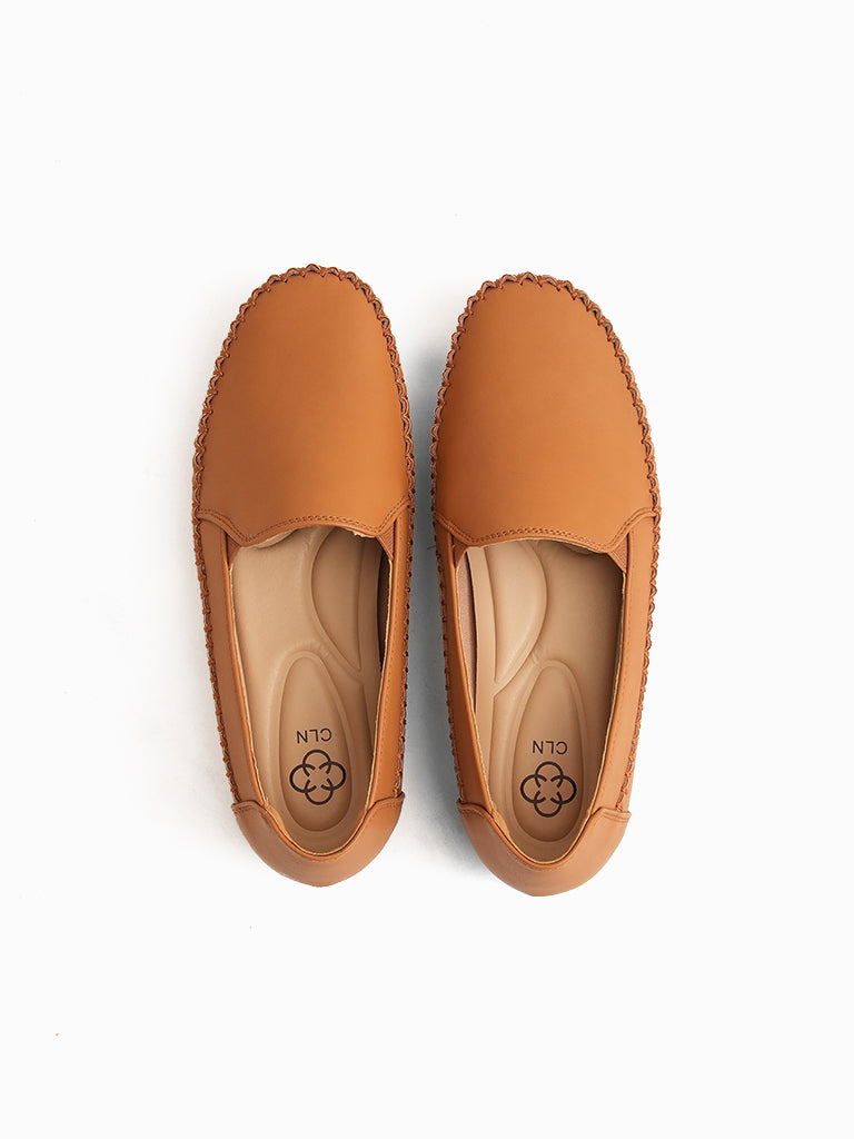 Flat loafers in vibrant colors