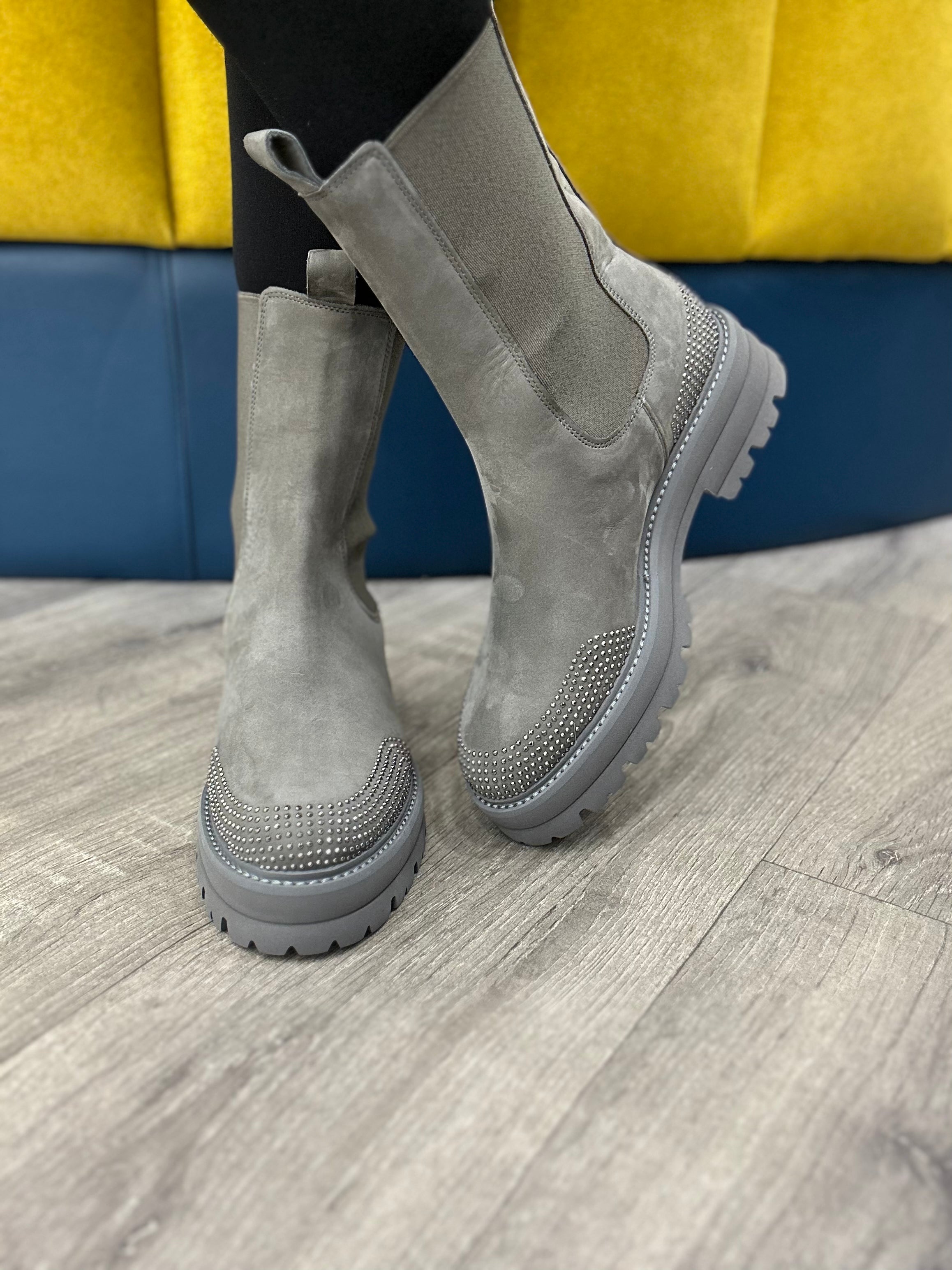 Grey Chelsea Boot - Kennel & Schmenger