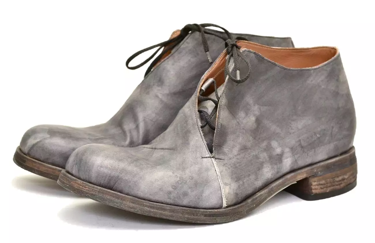 Half boot - grey stain - calf suede.