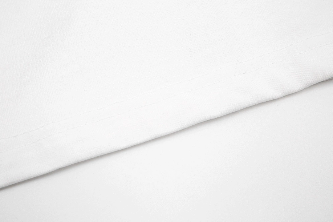 Loew SS23 white pocket embroidered T-shirt with short sleeves in 6.14 inches.