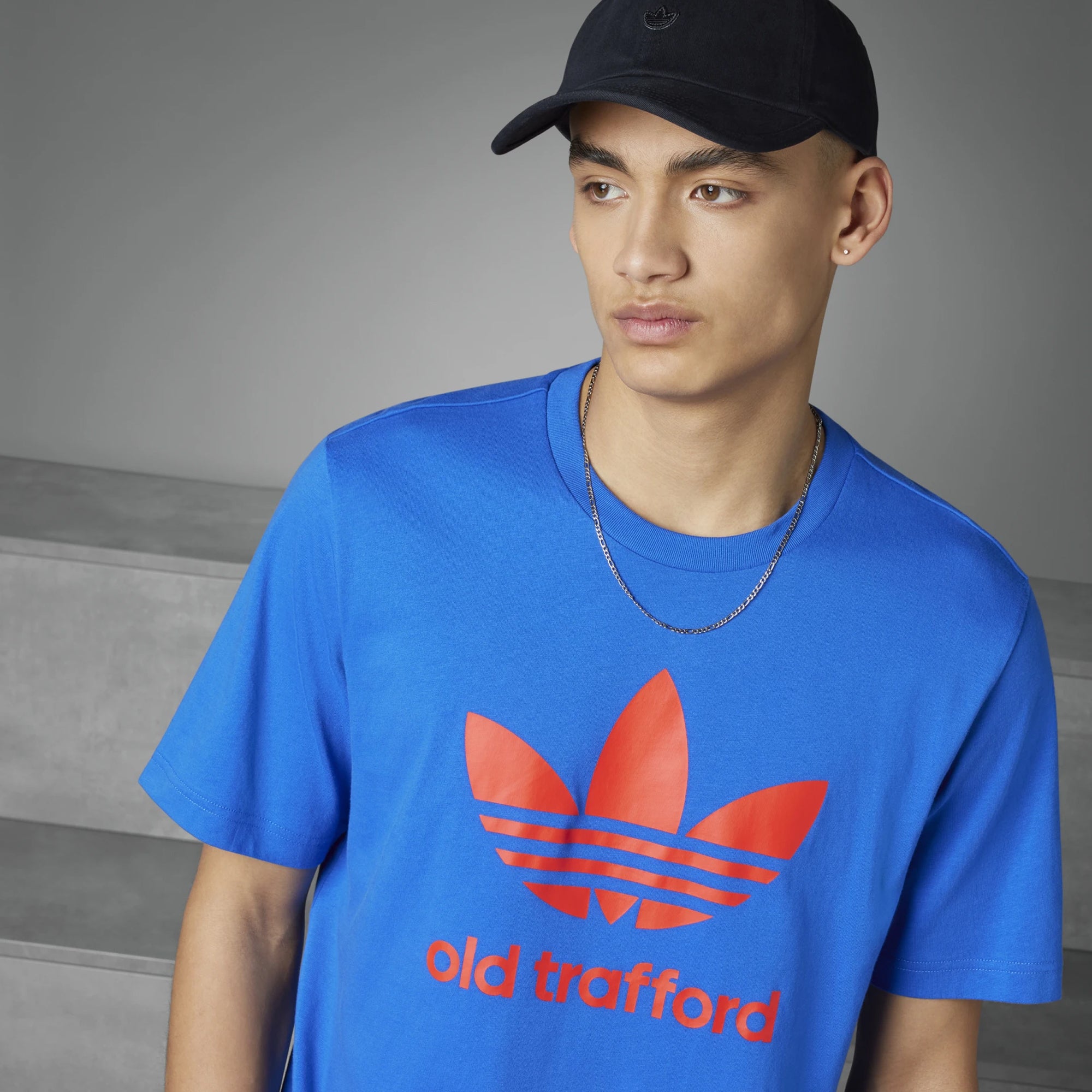 Manchester United Adidas Trefoil T-Shirt, Blue