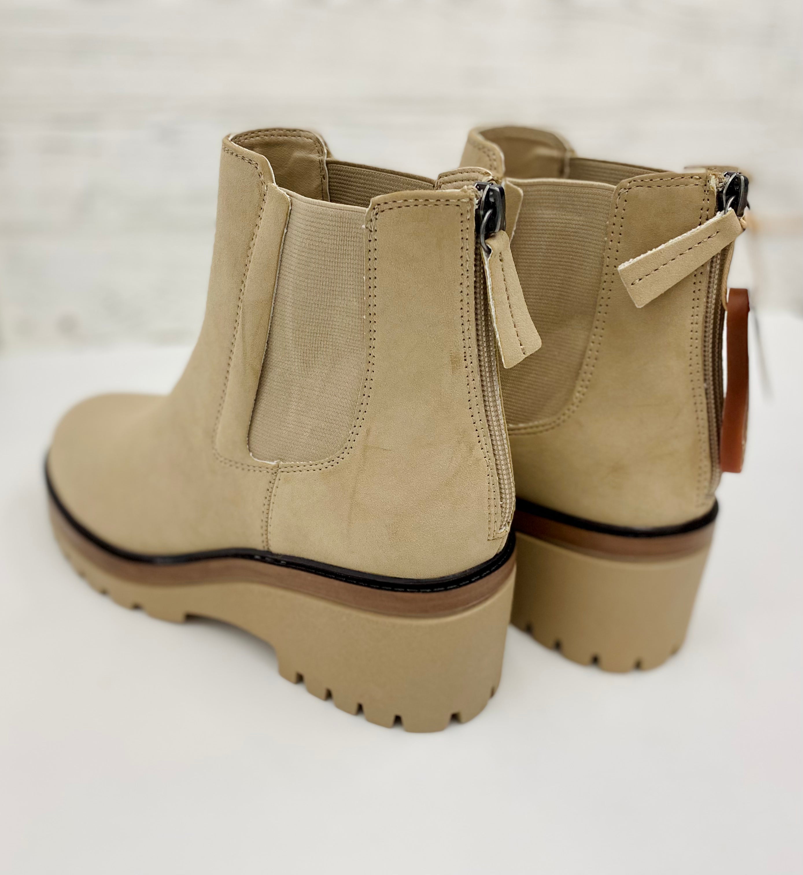 Mia Chelsea Boots