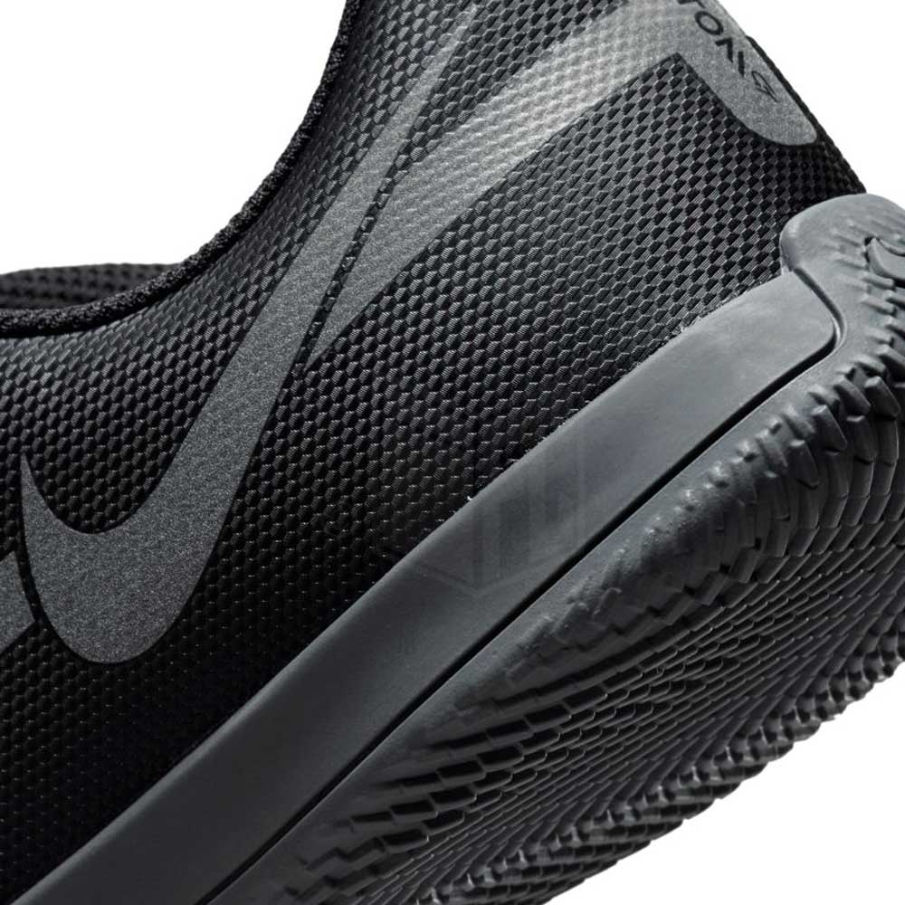 Nike Phantom GT2 Club IC Junior Football Boots - Black/Grey