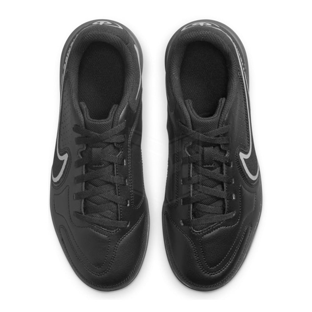 Nike Tiempo Legend 9 indoor soccer boots for juniors, in black and grey.