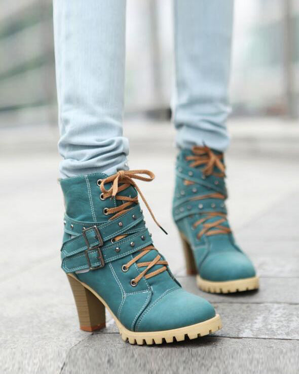 Punk Lace-up Ethnic Buckle Belt Retro Boots for Women