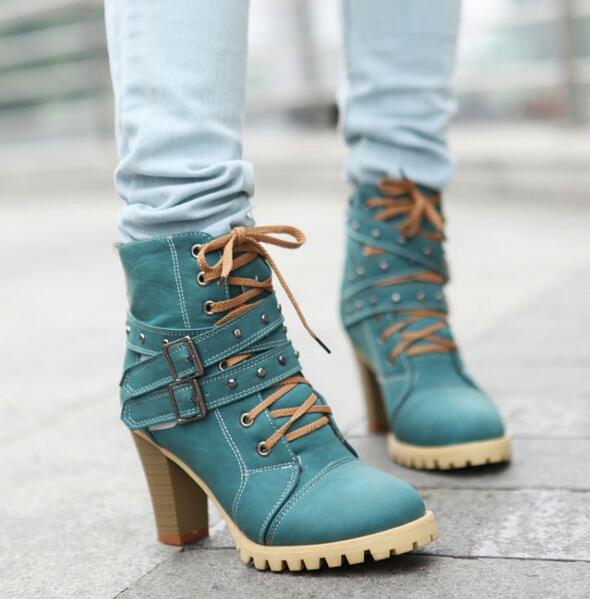 Punk Lace-up Ethnic Buckle Belt Retro Boots for Women