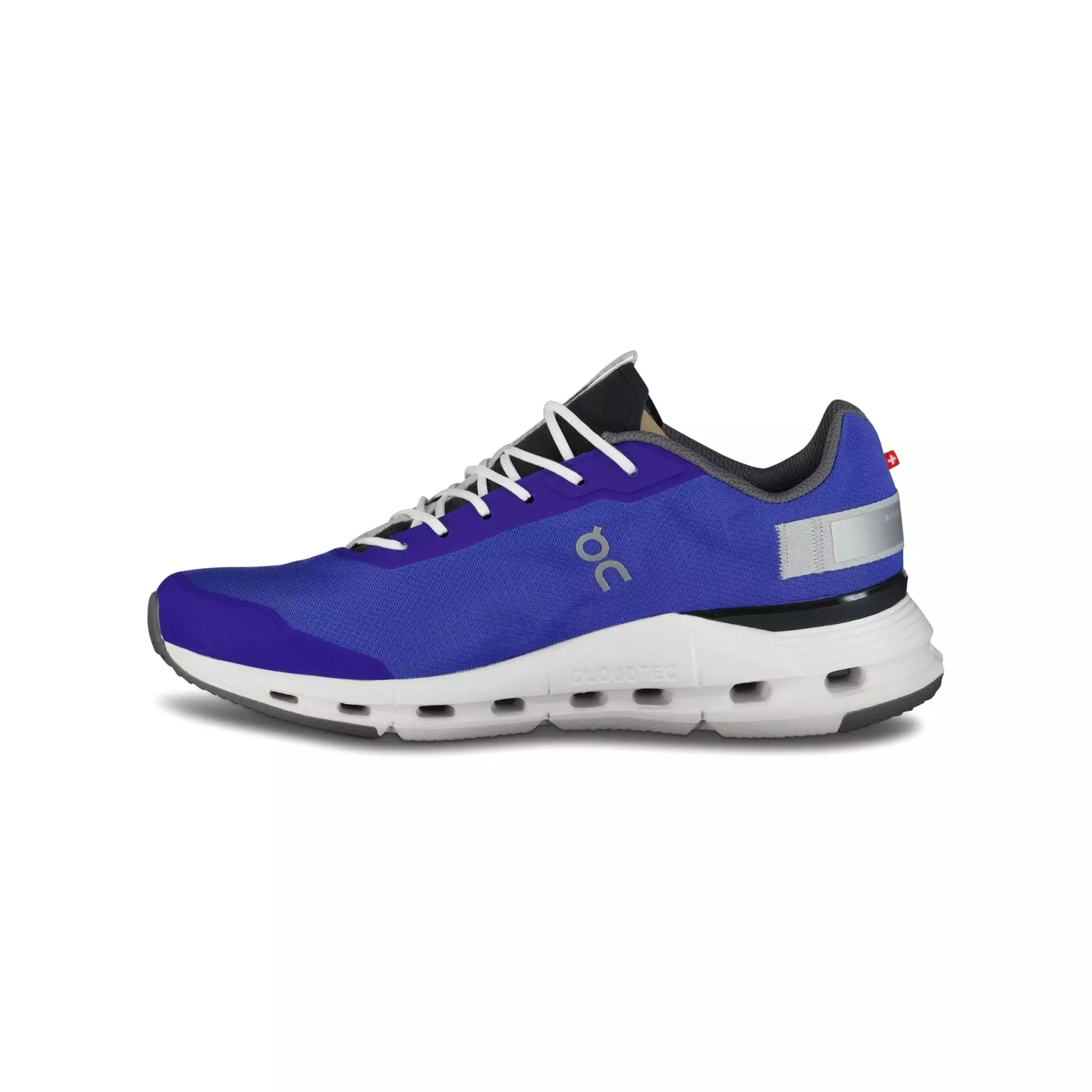 Running CloudNova running shoes