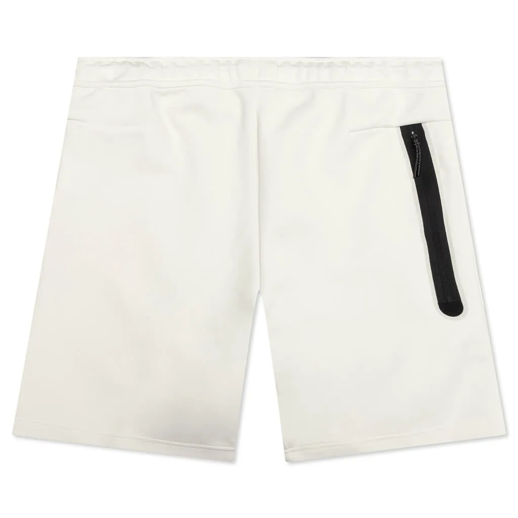 Sportswear Tech Fleece Shorts in Phantom/Black