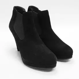 Women's Gardenia Copenhagen Platform Boots - Black Suede UK Size 3.