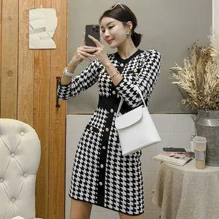 Women's Winter Houndstooth Fashion Single Breasted Knitted O-Neck Dress